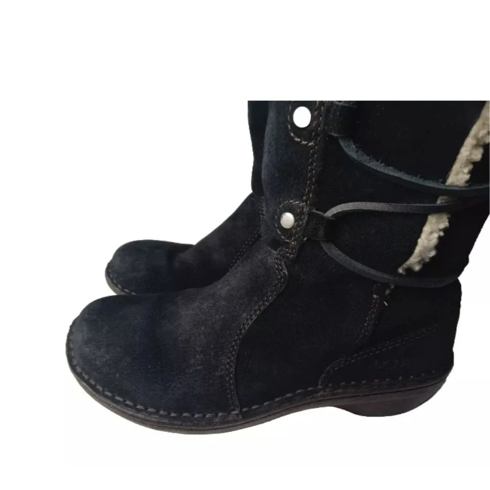 UGG surfcat boots